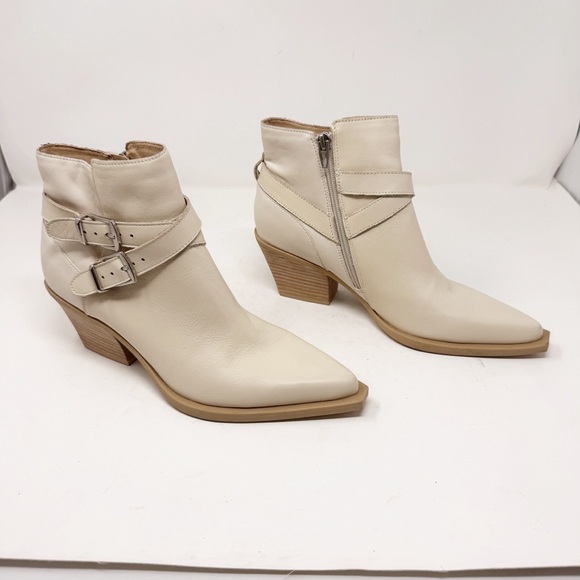 Dolce Vita Pointed Toe Buckle Western Ankle Booties Size 8.5 - Picture 1 of 8